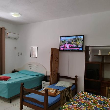 Seu Apto Praia Da Costa 3 Nao Divide Completo Ar Cond Fogao Geladeira Internet Local Excelente Centro Sem Escadas فيلا فيلها المظهر الخارجي الصورة