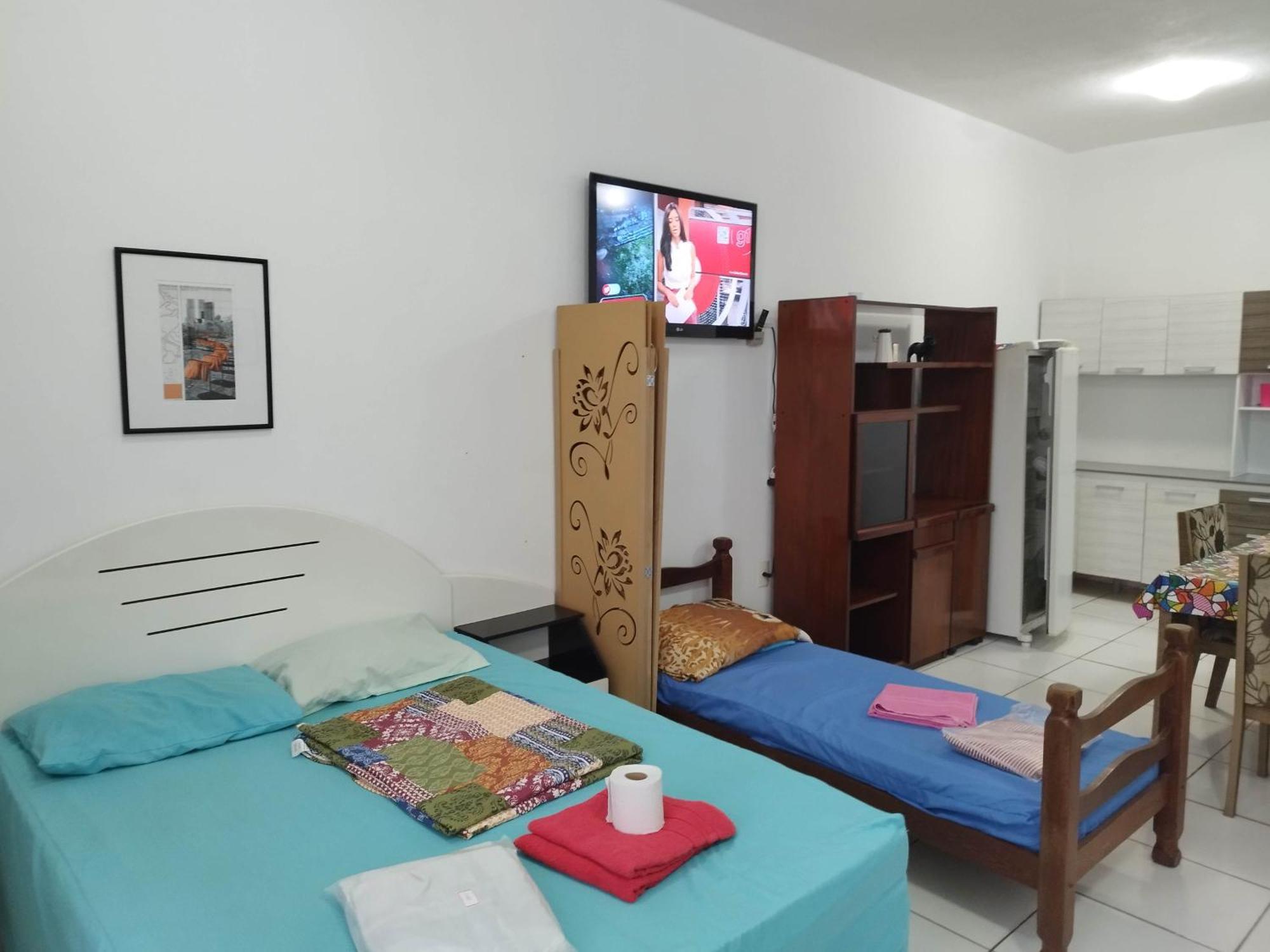 Seu Apto Praia Da Costa 3 Nao Divide Completo Ar Cond Fogao Geladeira Internet Local Excelente Centro Sem Escadas فيلا فيلها المظهر الخارجي الصورة